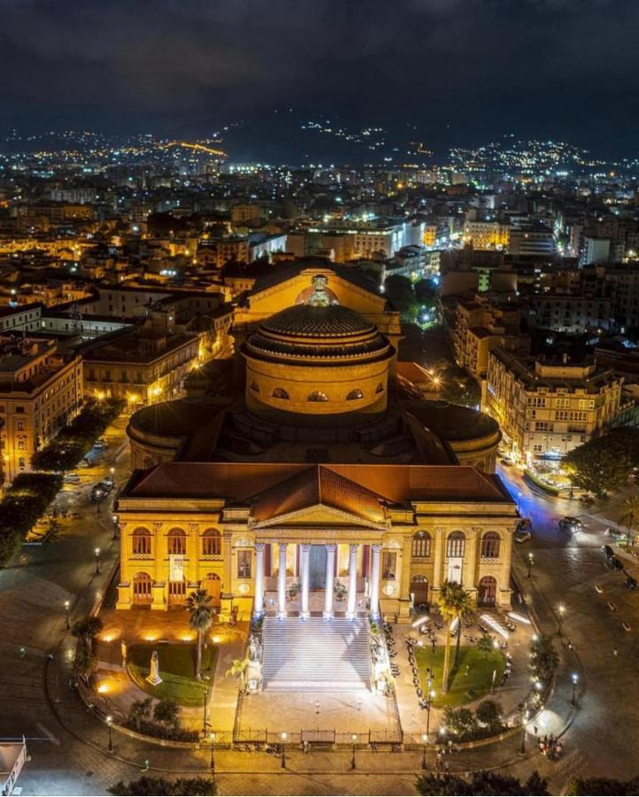 Cathedral House Design Appartement Palermo Buitenkant foto